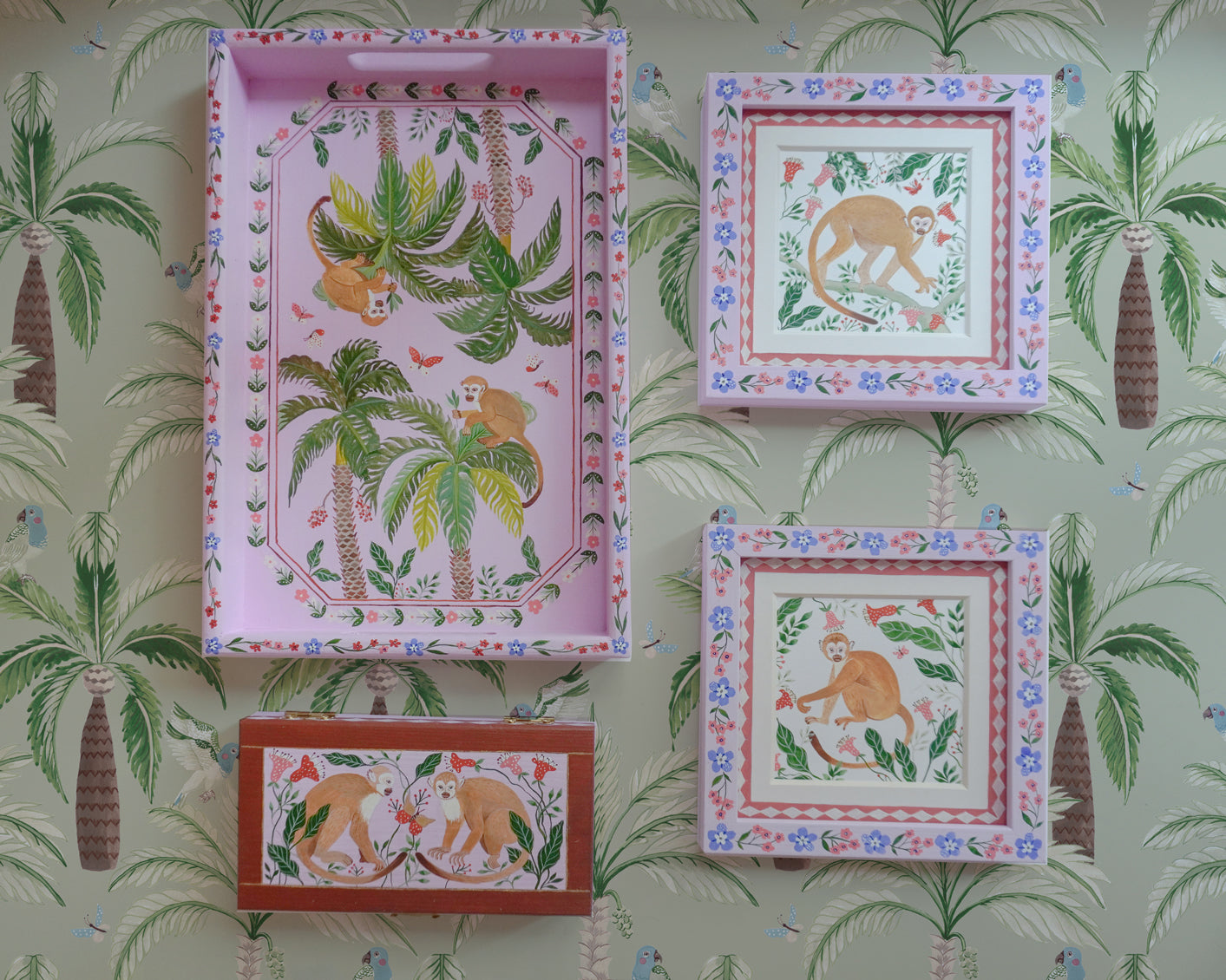 Squirrel Monkeys Perched on Palm | Hand-painted Tray