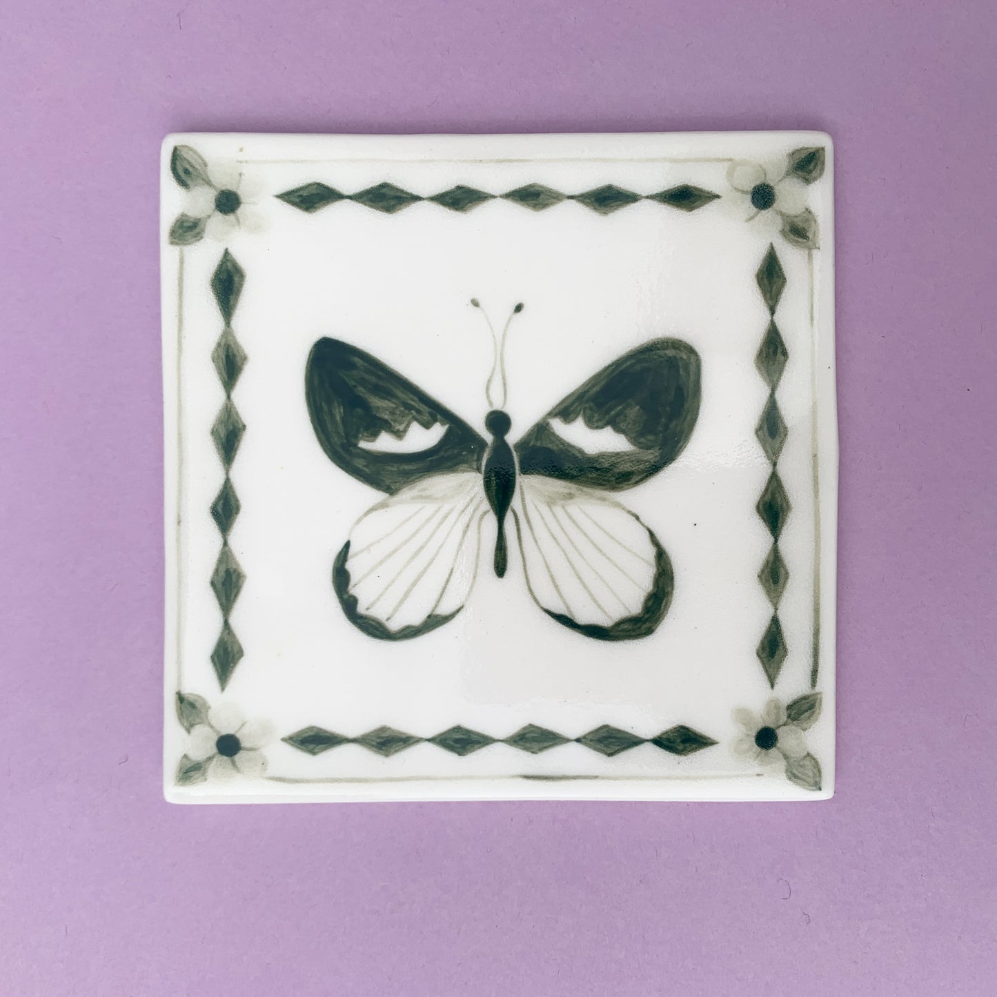 Tropicalica | Hand-painted tiles